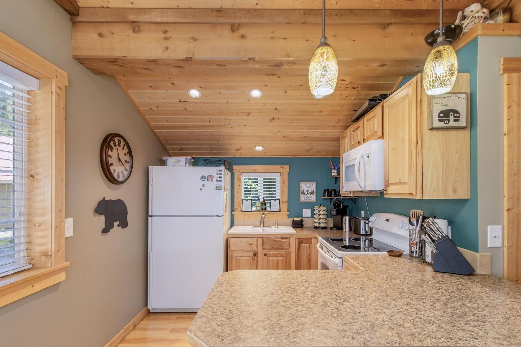Lil Bigfoot Chalet By Nw Comfy Cabins Левенуэрт Экстерьер фото