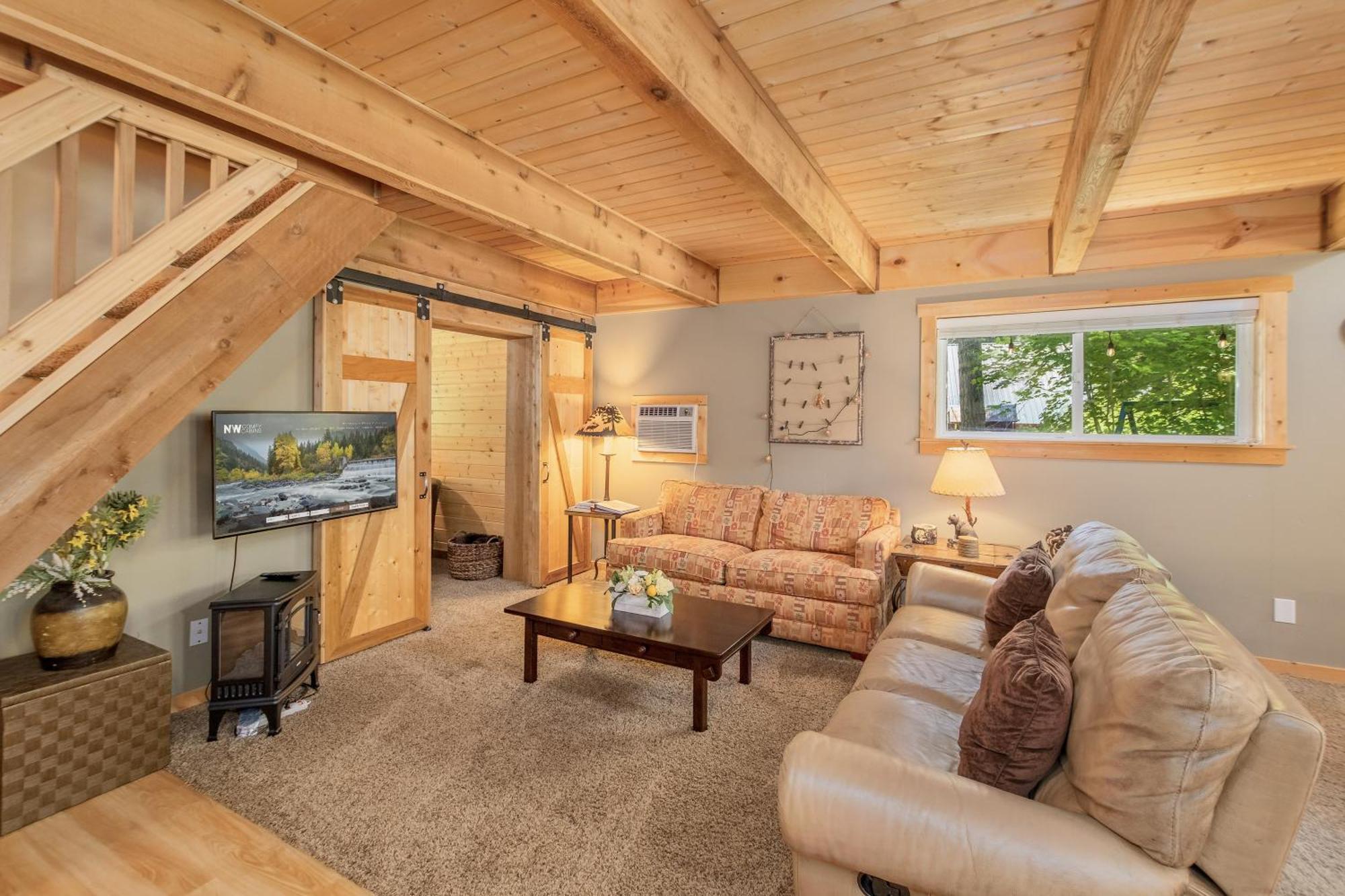 Lil Bigfoot Chalet By Nw Comfy Cabins Левенуэрт Экстерьер фото
